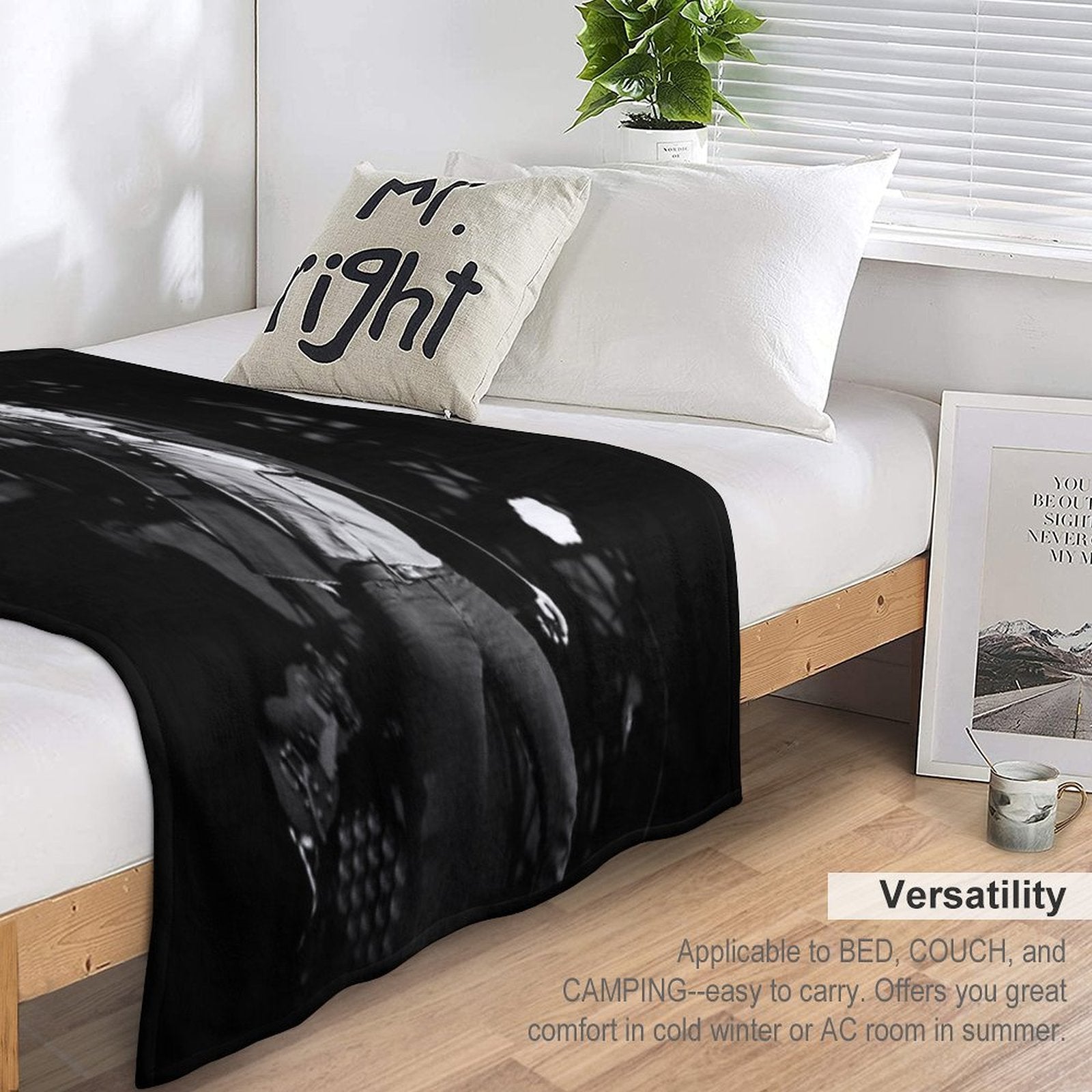 Bon Bon Great Perform Lightweight Throw Blanket