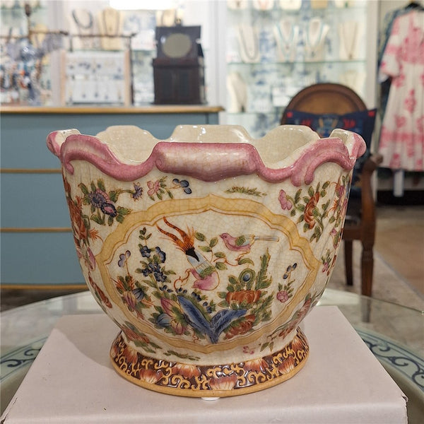 PORCELAIN SCALLOP PLANTER - REGENCY