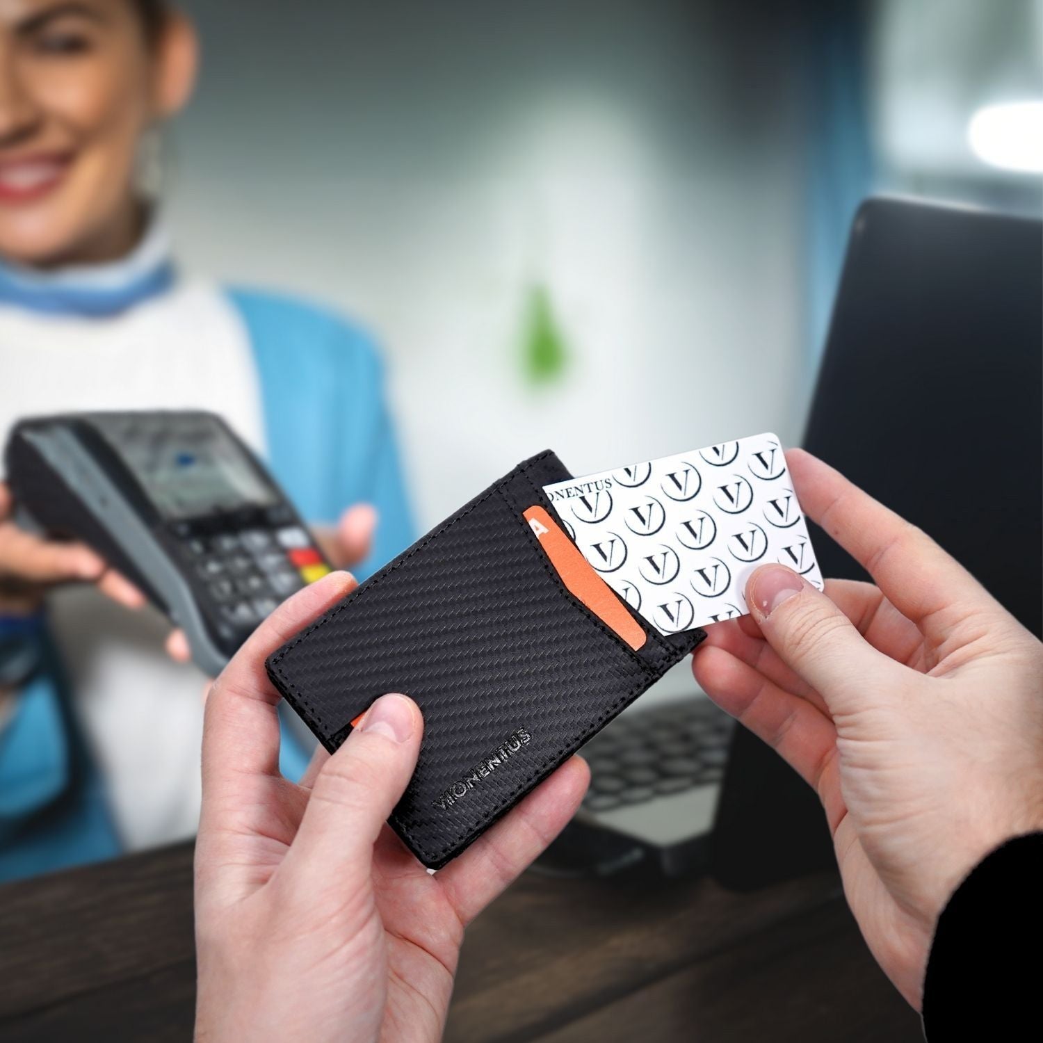 Supreme Smart VN400 AirTag Wallet