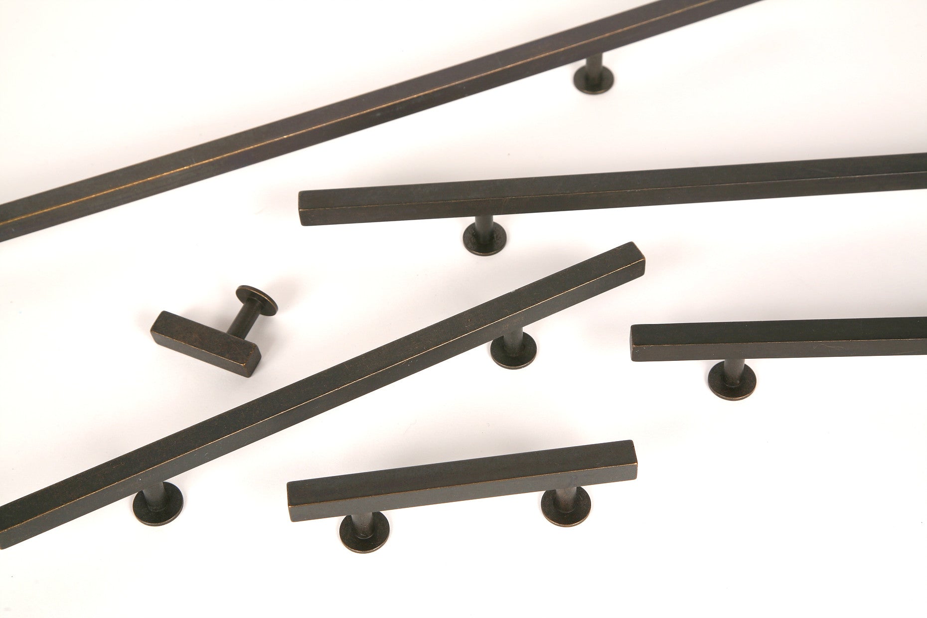 Lew's Square Bar Cabinet Knobs and Handles in Oil Rubbed Bronze