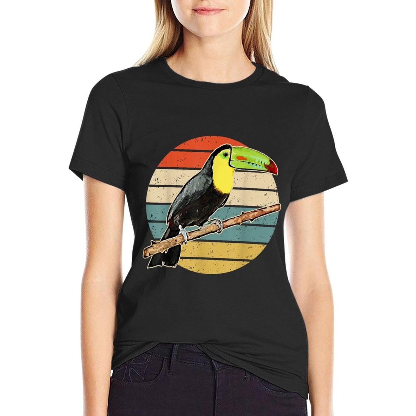 Retro Toucan Vintage Distressed Style Toucan T-Shirt