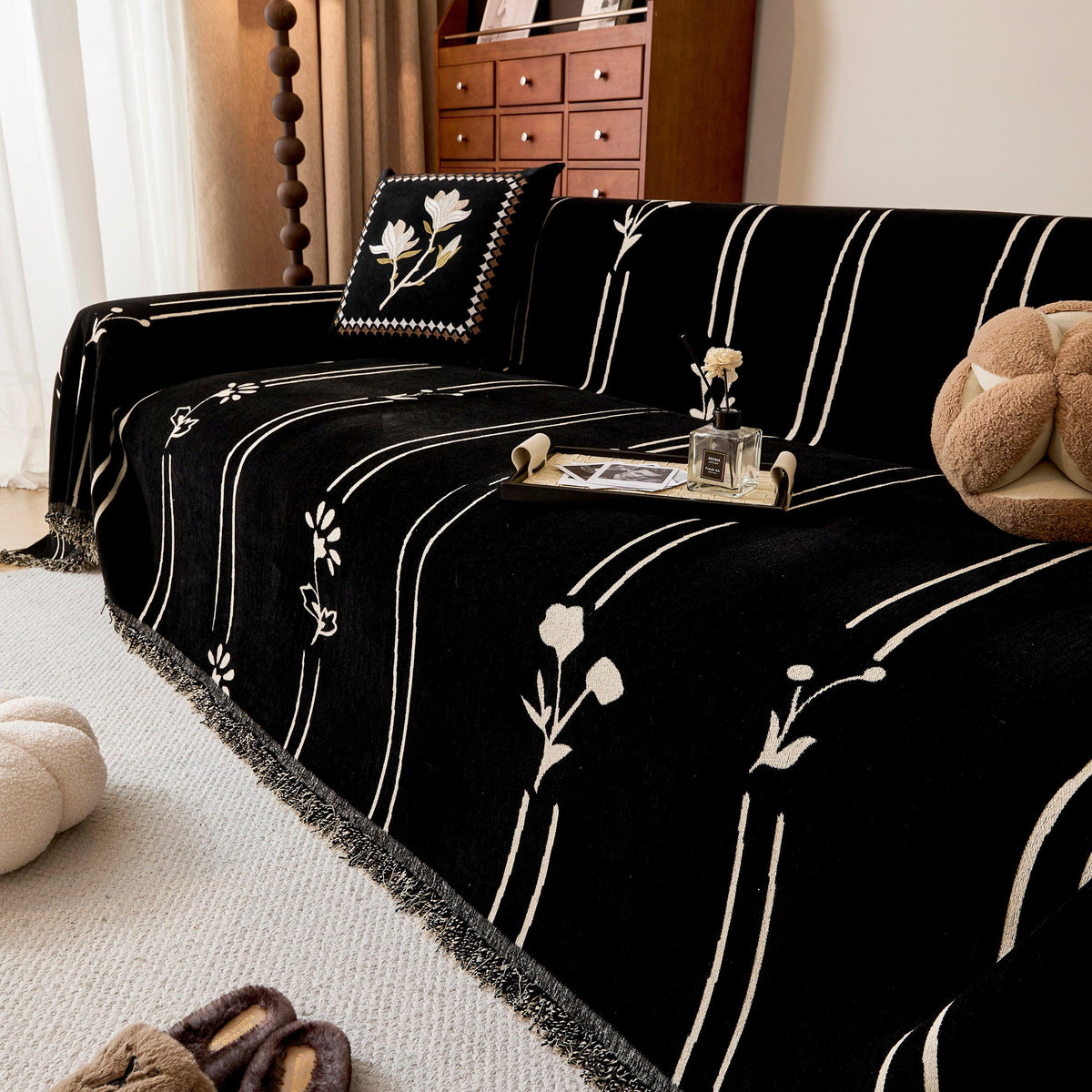 Chenille Jacquard Sofa Throw Cover with Tassel Soft Thick Couch Protector Blanket
