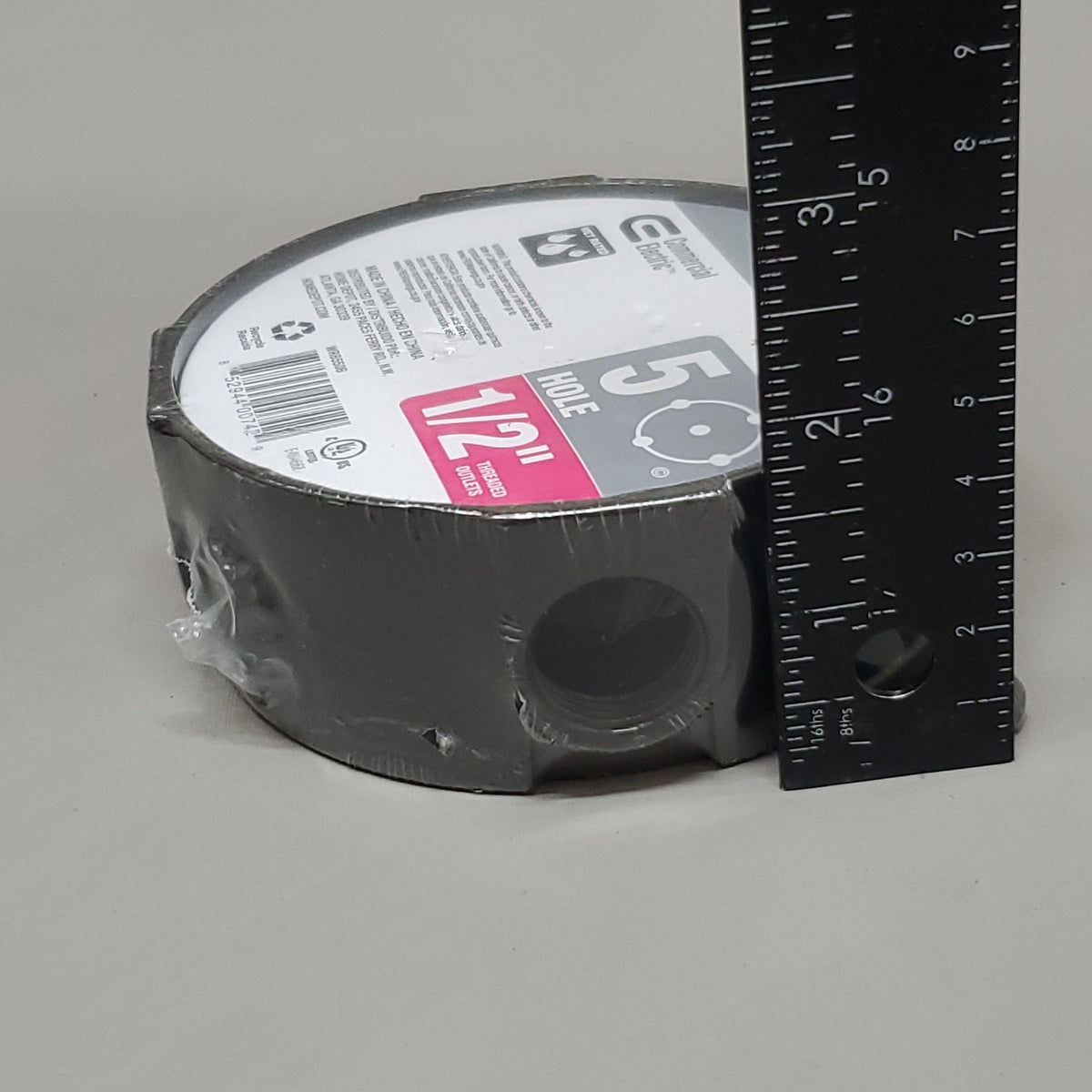 COMMERCIAL ELECTRIC Round Weatherproof Box 1/2