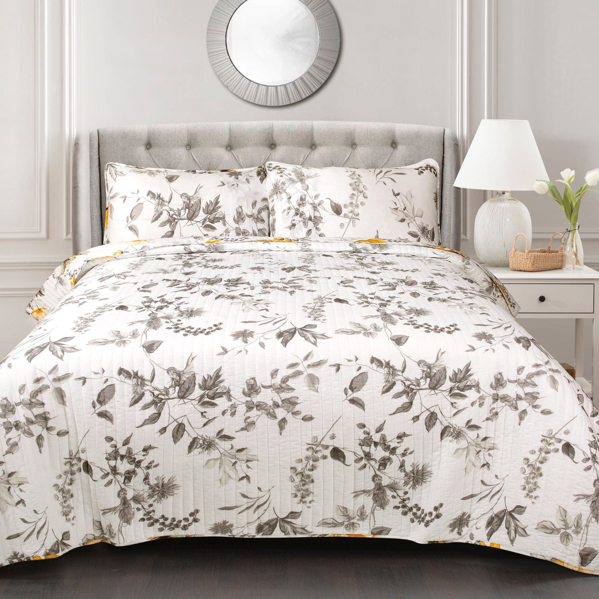 Penrose Floral 3 Piece Quilt Set