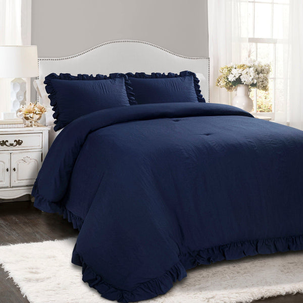 Reyna Comforter Set