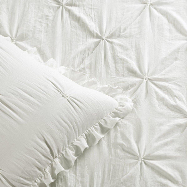 Ravello Pintuck Ruffle Skirt Bedspread Set