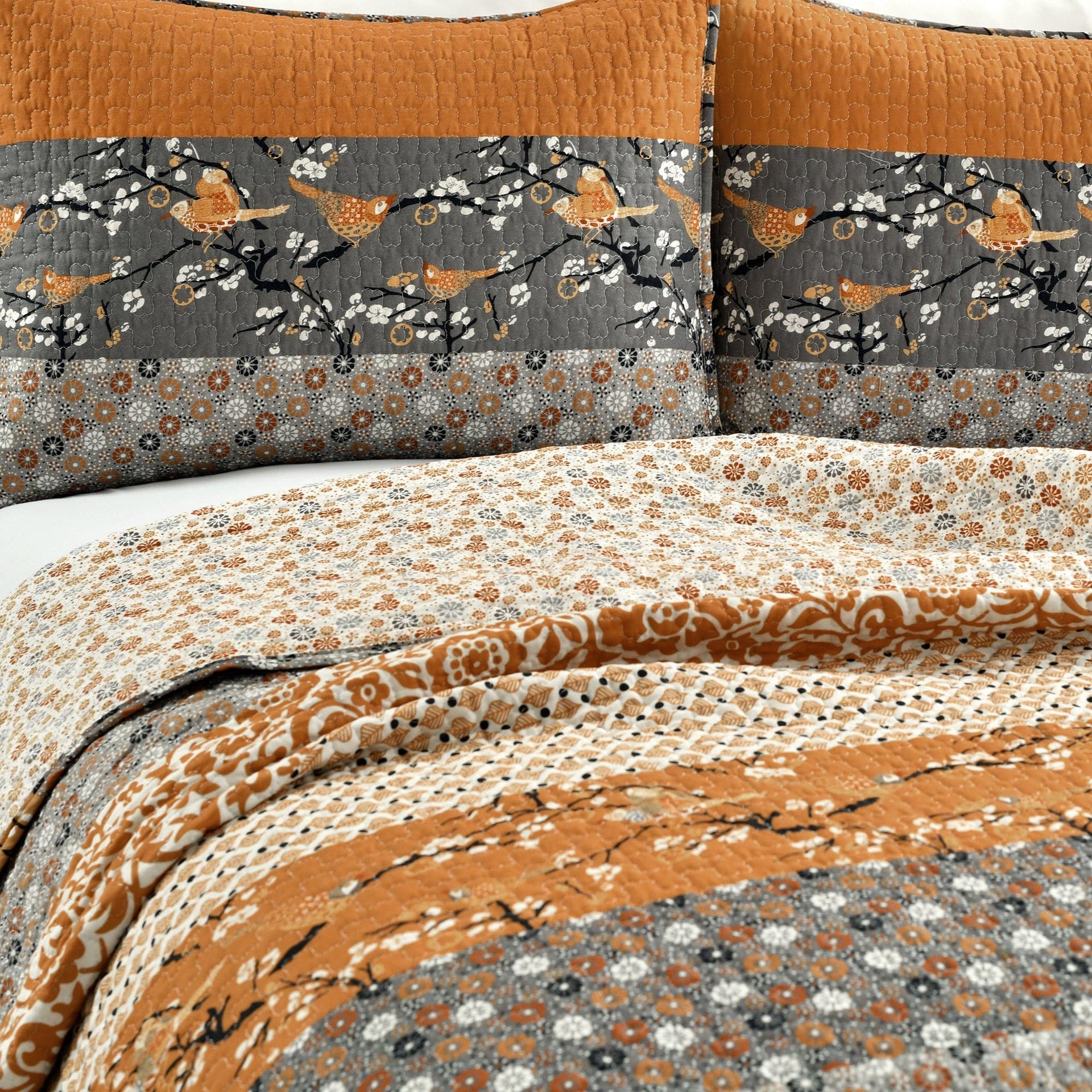 Royal Empire Quilt Set
