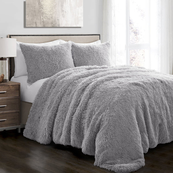 Emma Faux Fur Comforter Set