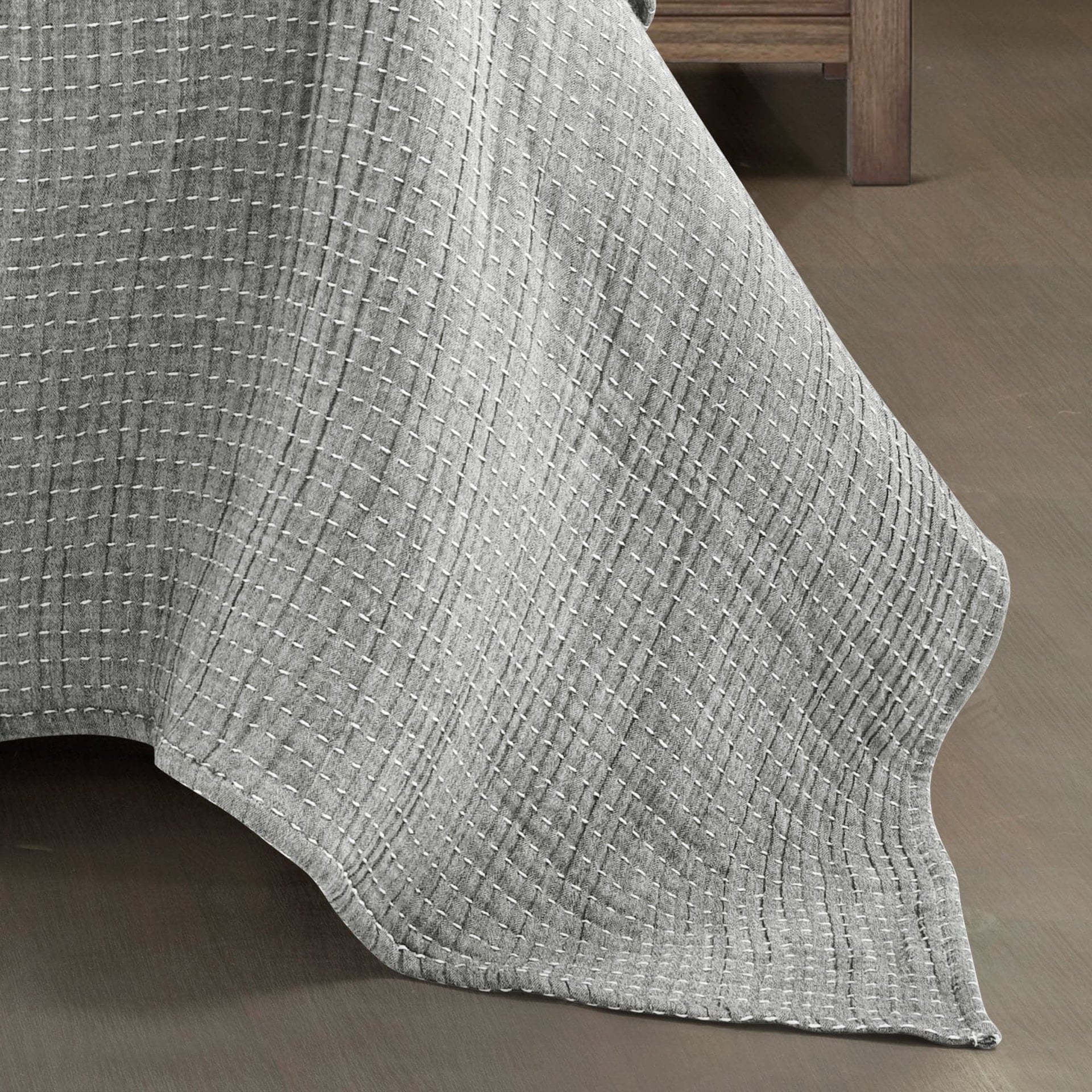 Solid Kantha Pick Stitch Yarn Dyed Cotton Woven Quilt/Coverlet Set