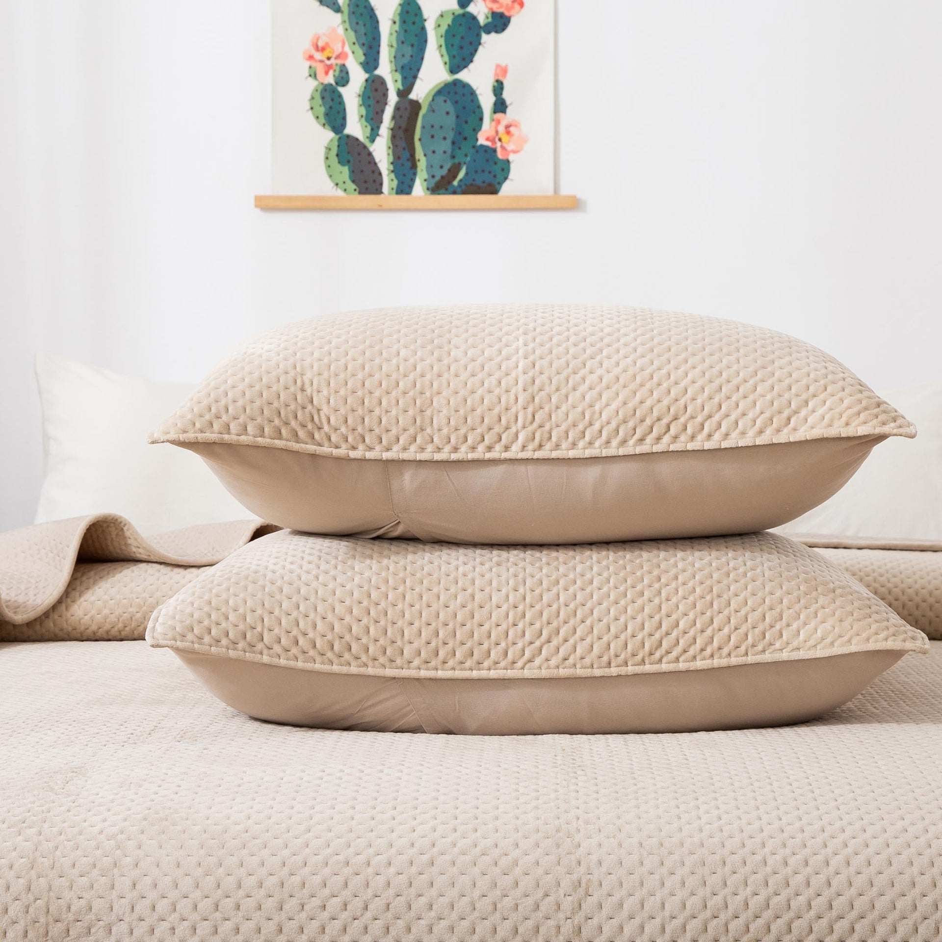 Kasentex All Season Cozy Velvet Quilt Set with Shams, Queen, King, Room Decor, Graduation Gifts