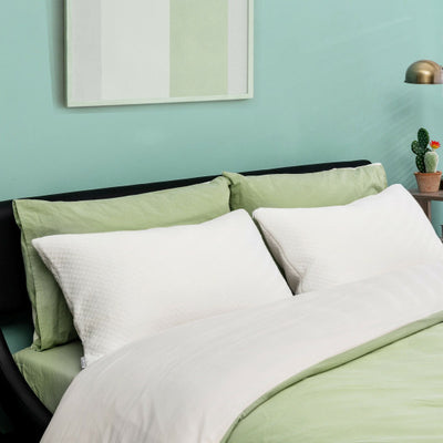 Set of 2 28 x18 Inch Shredded Memory Foam Bed Pillows with Bamboo Cooling Cover