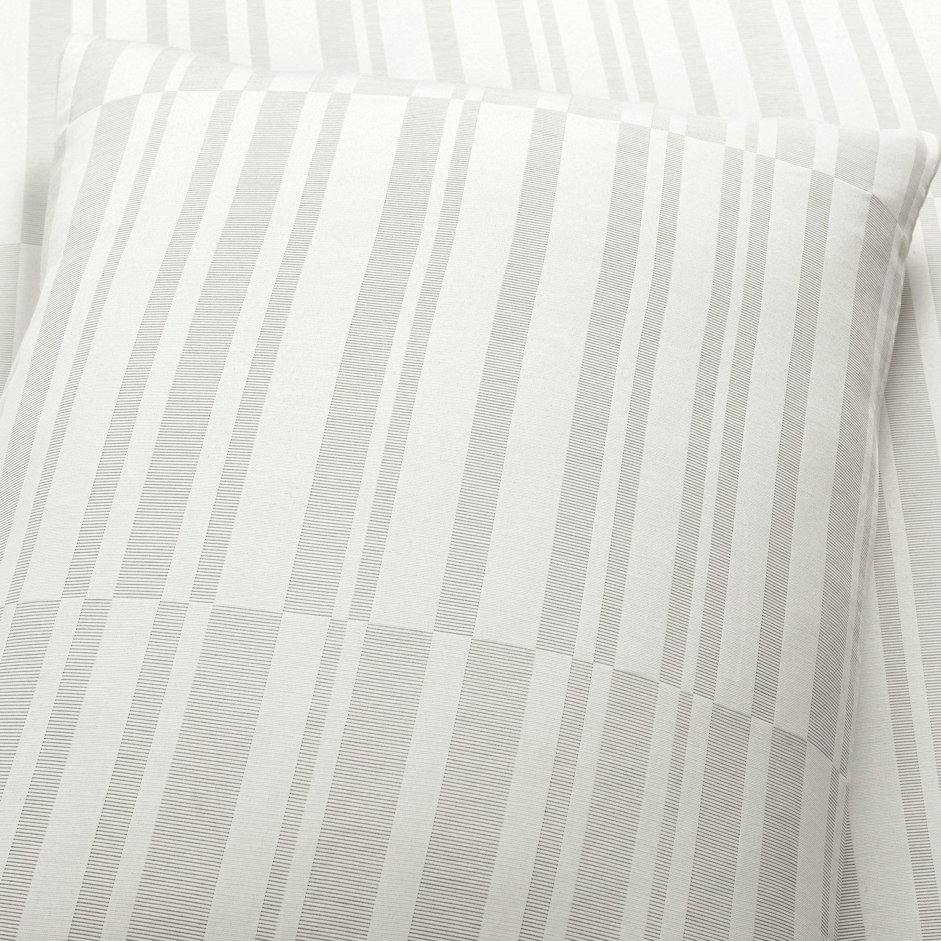Sawyer Modern Broken Stripe Duvet Cover 3 Piece Set