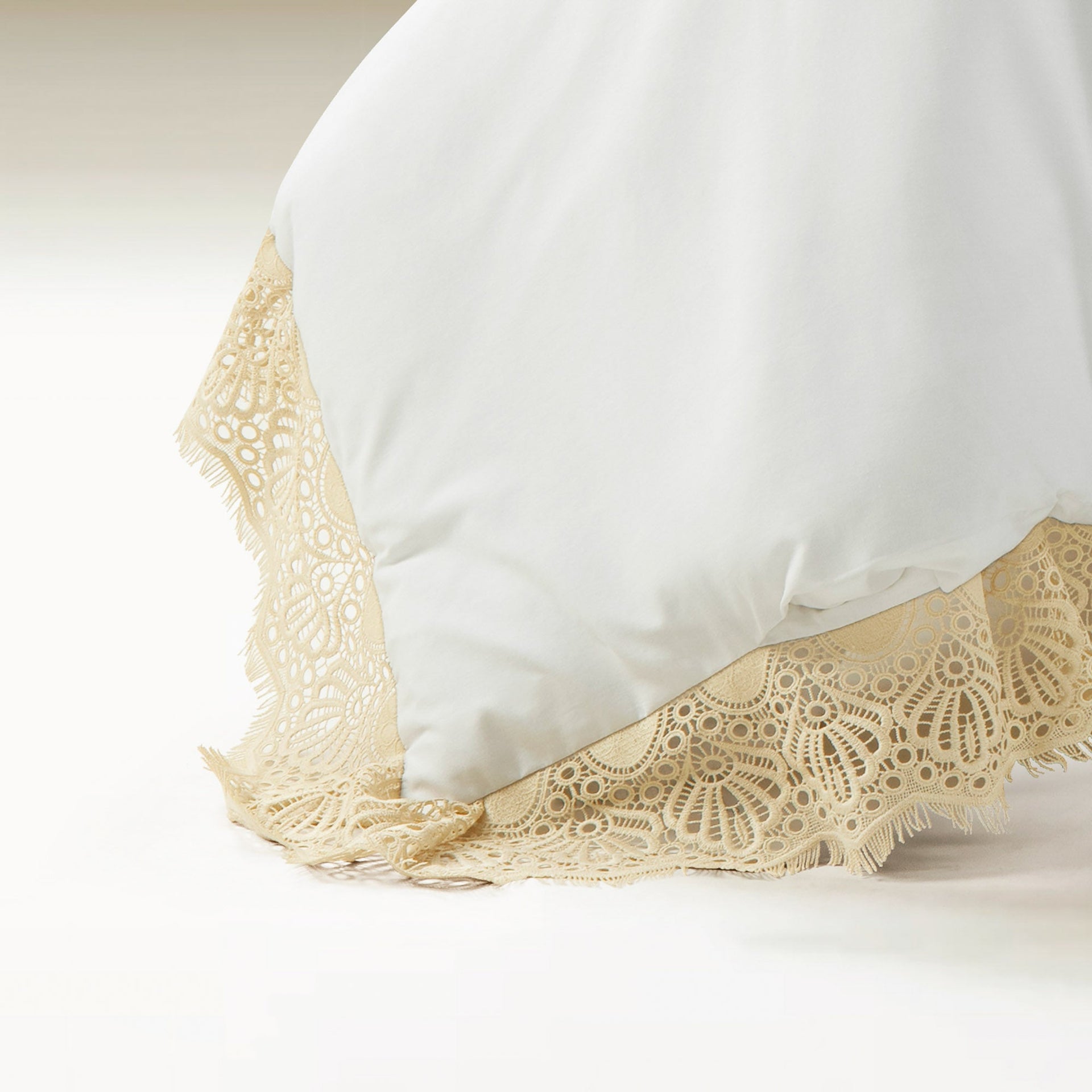 Scalloped Lace Cotton Duvet Cover 3 Piece Set