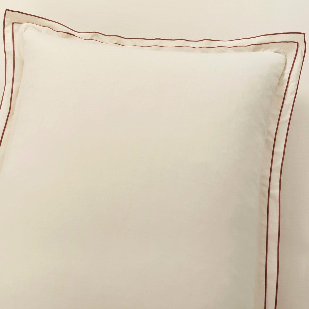 Hampton Double Flange Embroidered Contrast Edge Duvet Cover Set