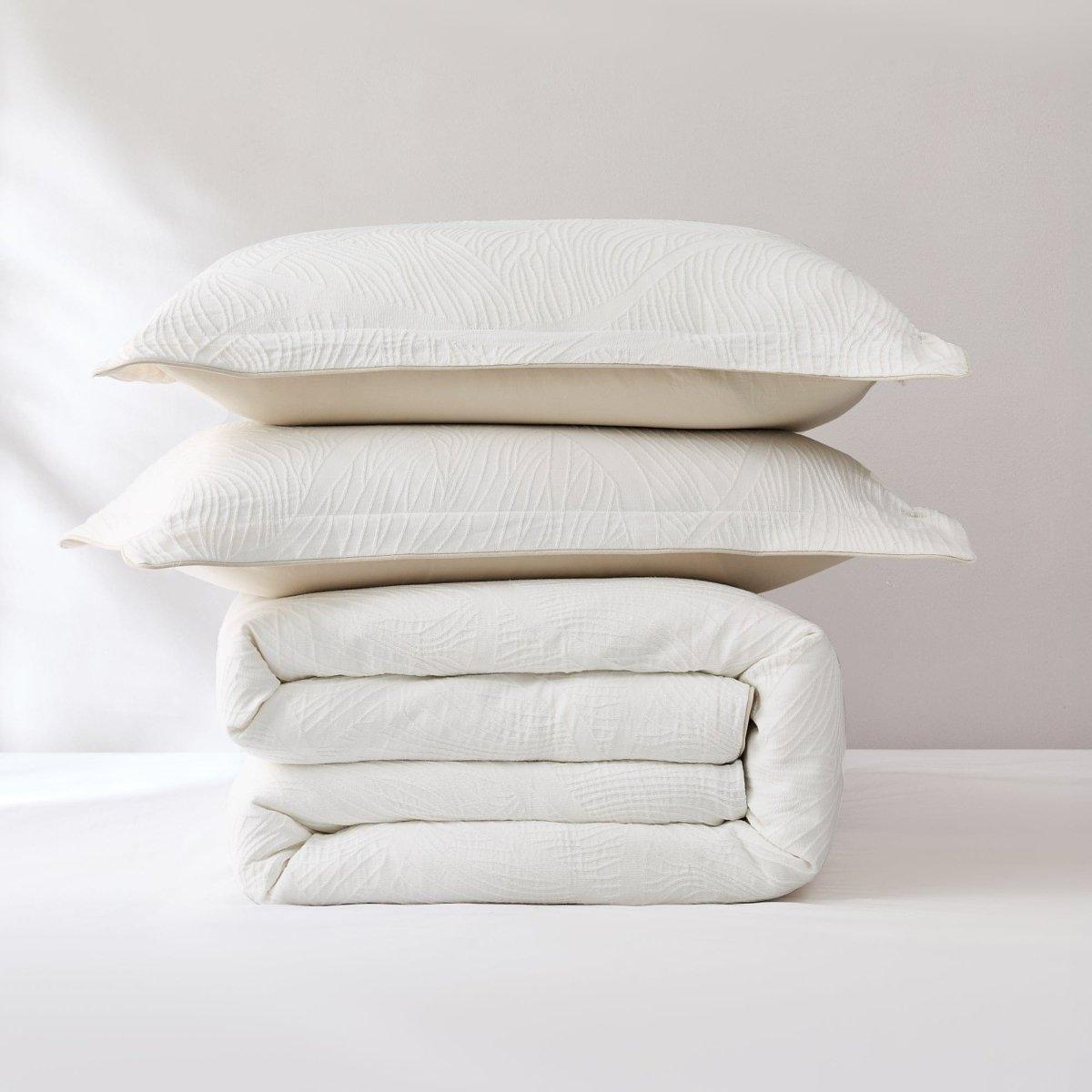 Capstone Whisper Duvet Cover Set