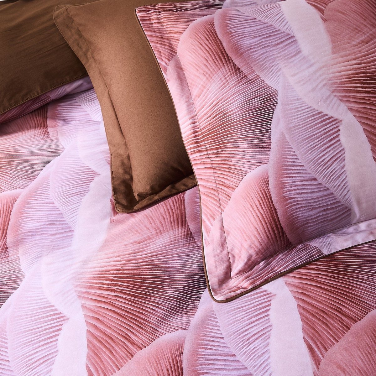 Gilded Spore Cotton Duvet Cover Set