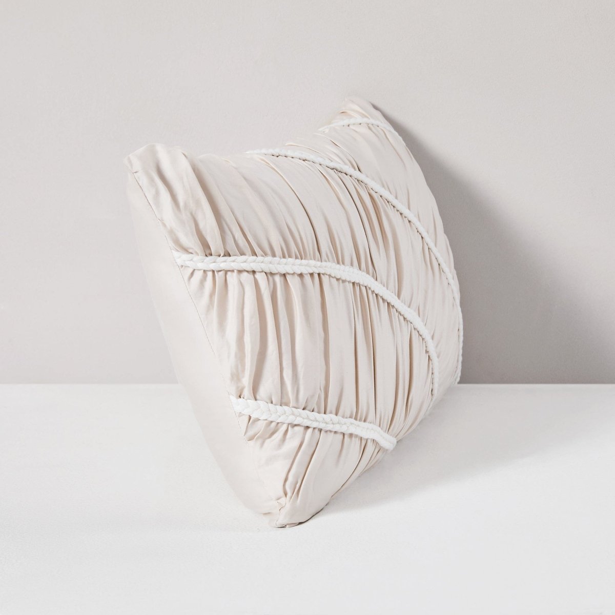 Flora Flow Decorative Pillow Cover