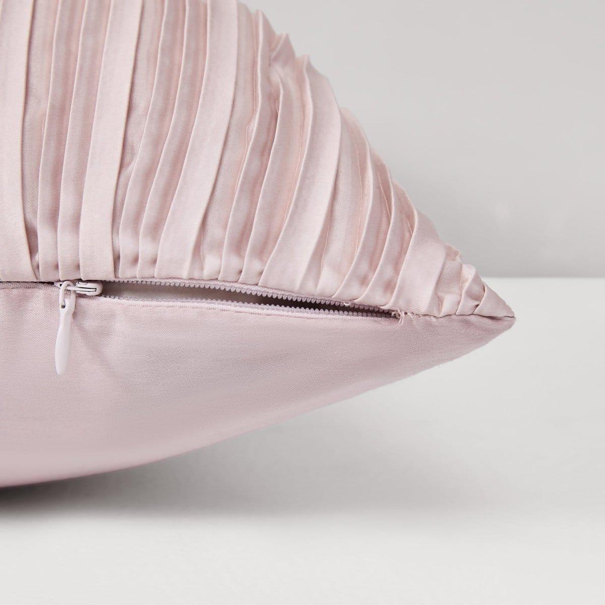Eira Decorative Pillow Cover