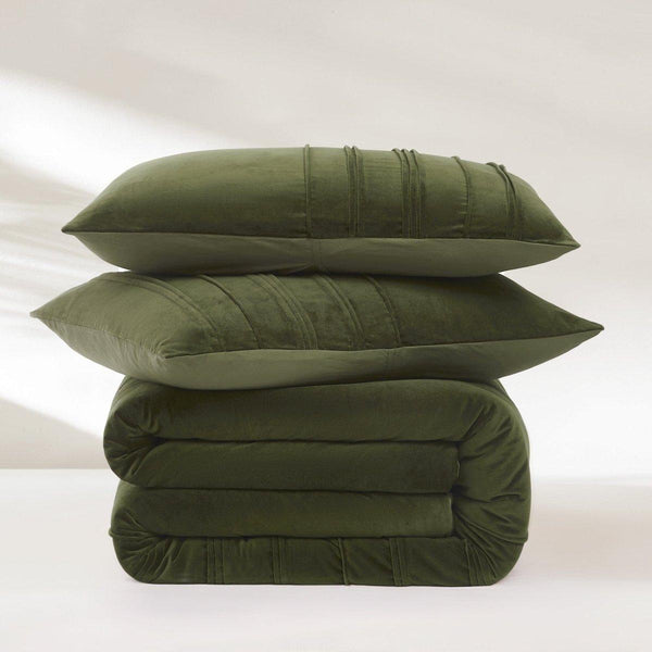Pleated Groove Comforter Set