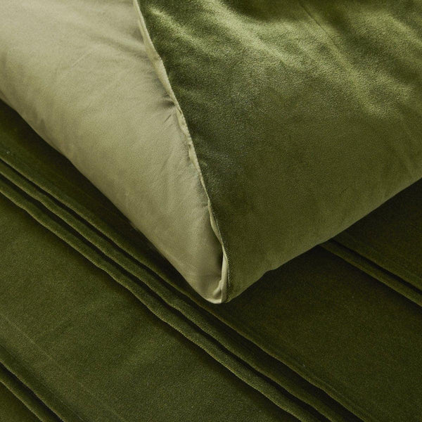 Pleated Groove Comforter Set