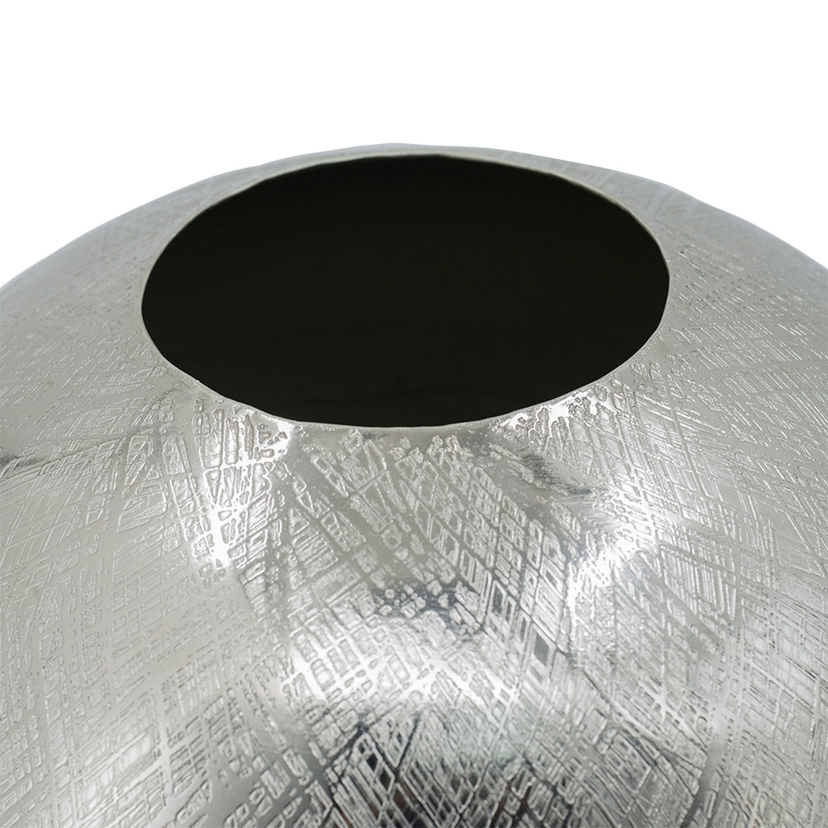 10.5x10.5x13' Aluminum Vase, Silver Streaks