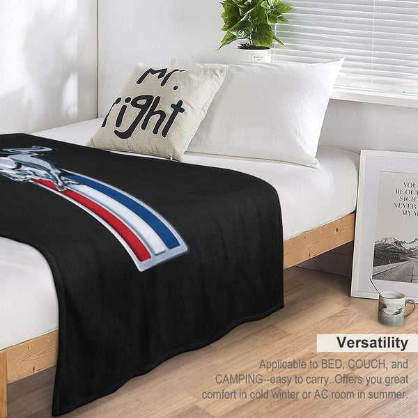 Ford Mustang Logo Machine-washable Throw Blanket