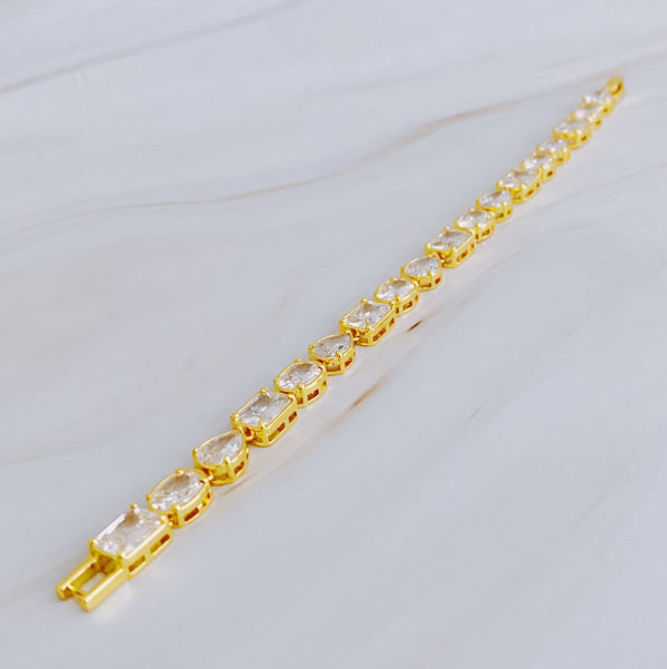 Sparkling In Shapes Bracelet