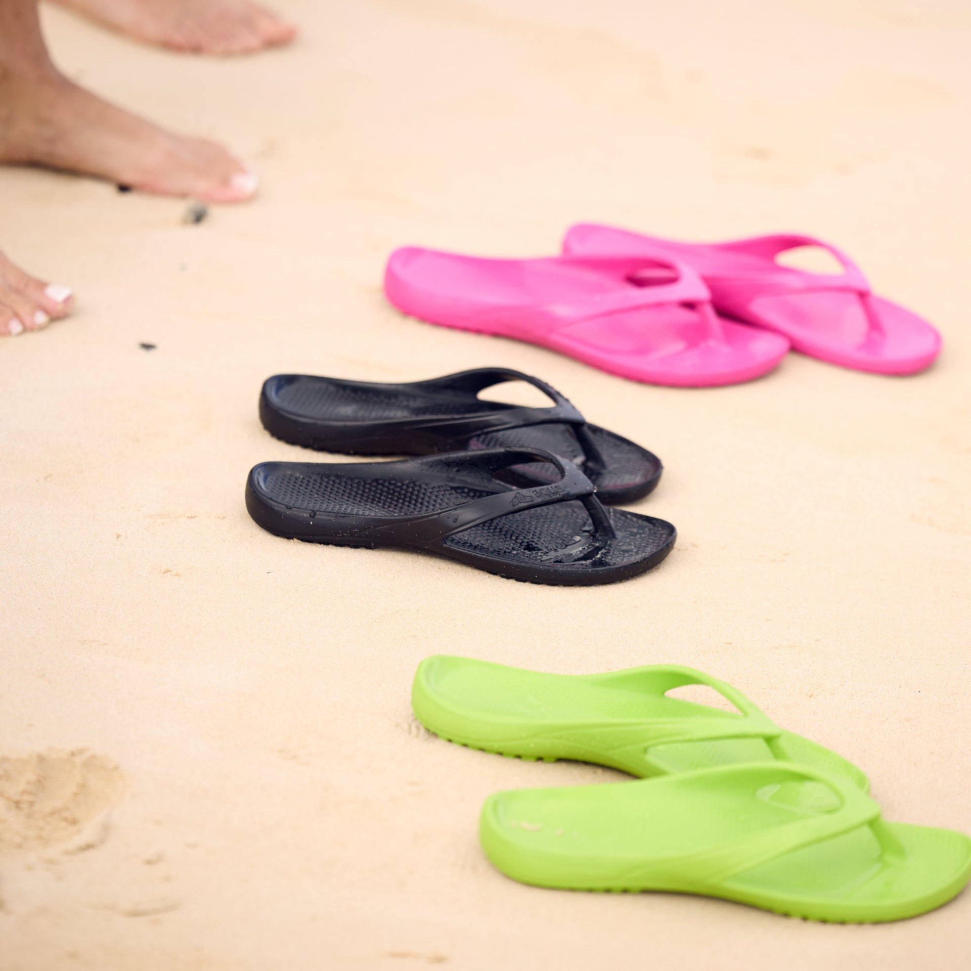 Calzuro Aqua Sandals Black