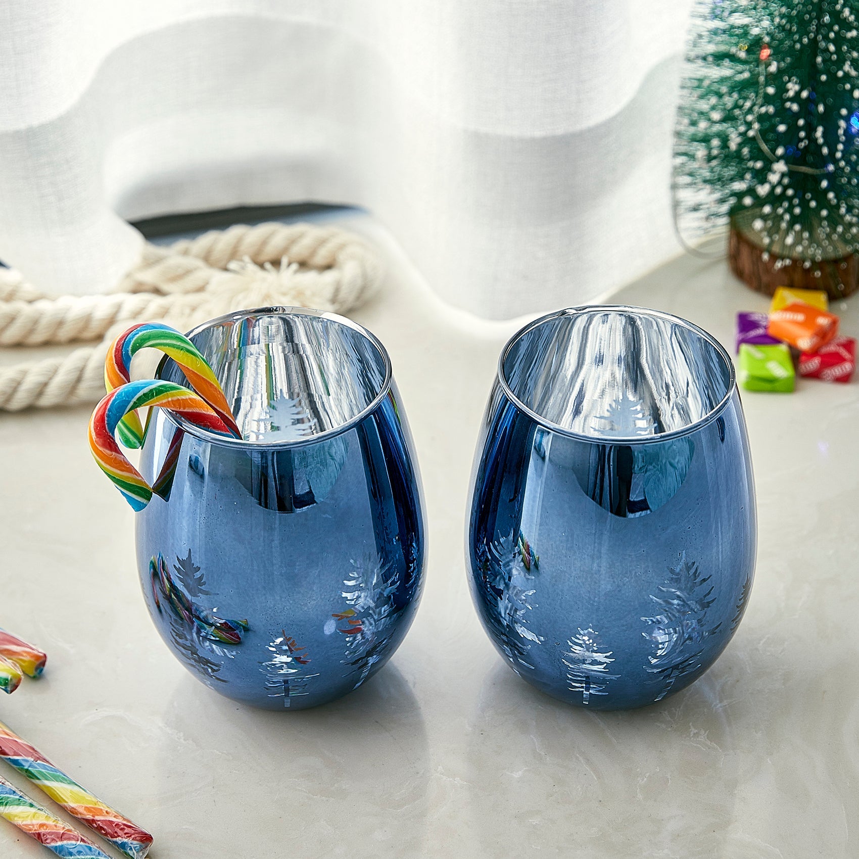 Crystal Christmas Tree Stemless Wine & Water Glasses - Set of 2 - Holiday Themed Vibrant Blue Etched Winter Snow Wonderland Frosted Glass, Perfect For Seasonal Parties, Gifts for Him & Her Trees Décor