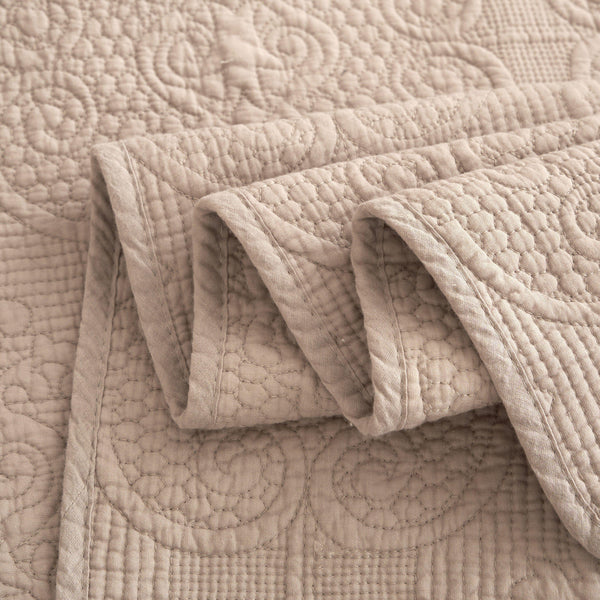 DaDa Bedding Elegant Fringed Cotton Quilted Throw Blanket - Luxurious Solid Soft Paisley Pattern, Cozy Lightweight Lap Throw, Perfect for Couch or Bed, Neutral Sandy Taupe Tan Beige, 50x60 Inches