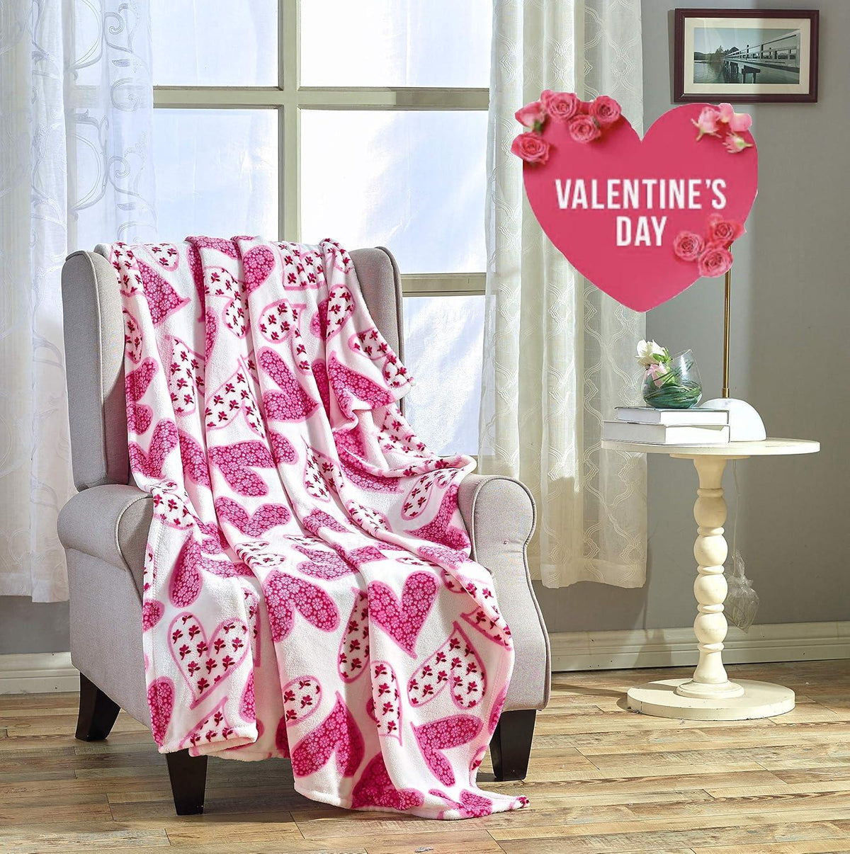 Valentine's Day Heart-Themed Throw Blanket – Ultra Plush, Soft, Cozy, and Luxurious Fleece, 50