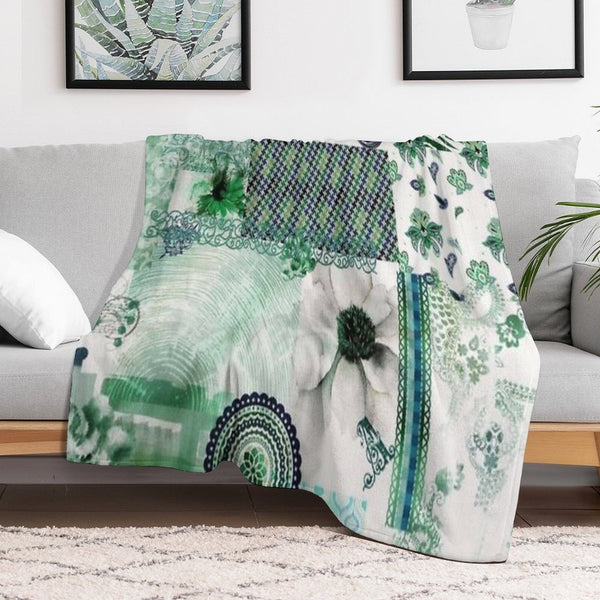 Floreal Patchwork-like Pattern Compact Throw Blanket
