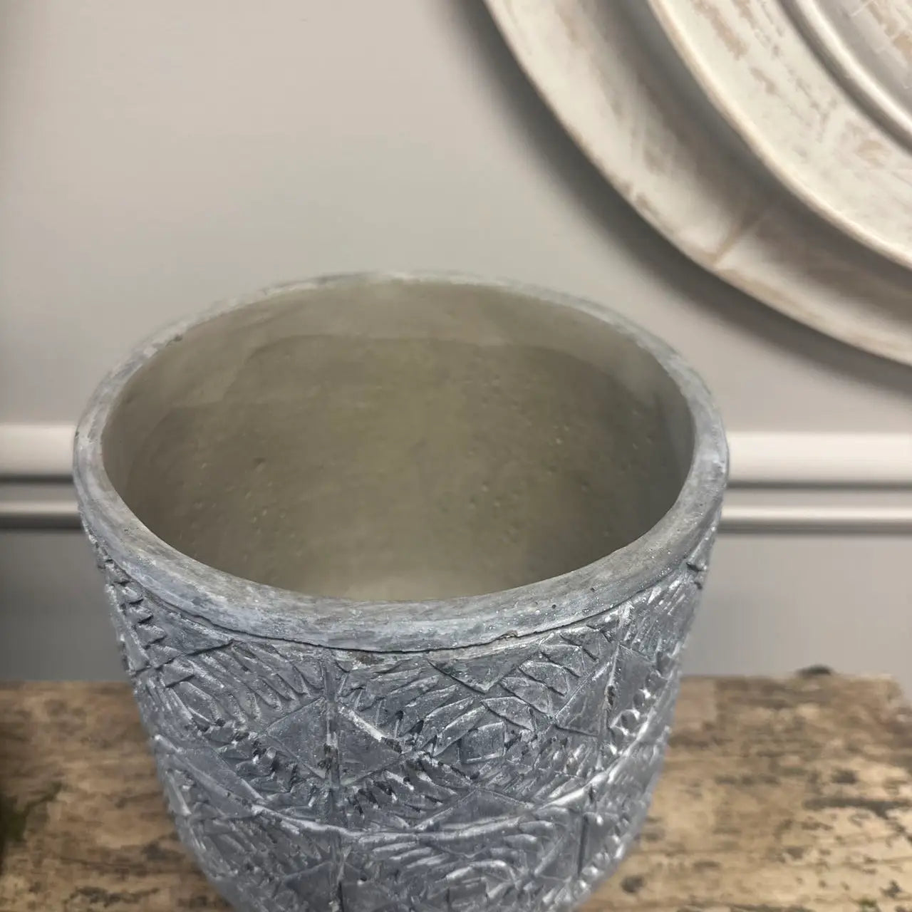 Gray Aboriginal Rhombus Planter