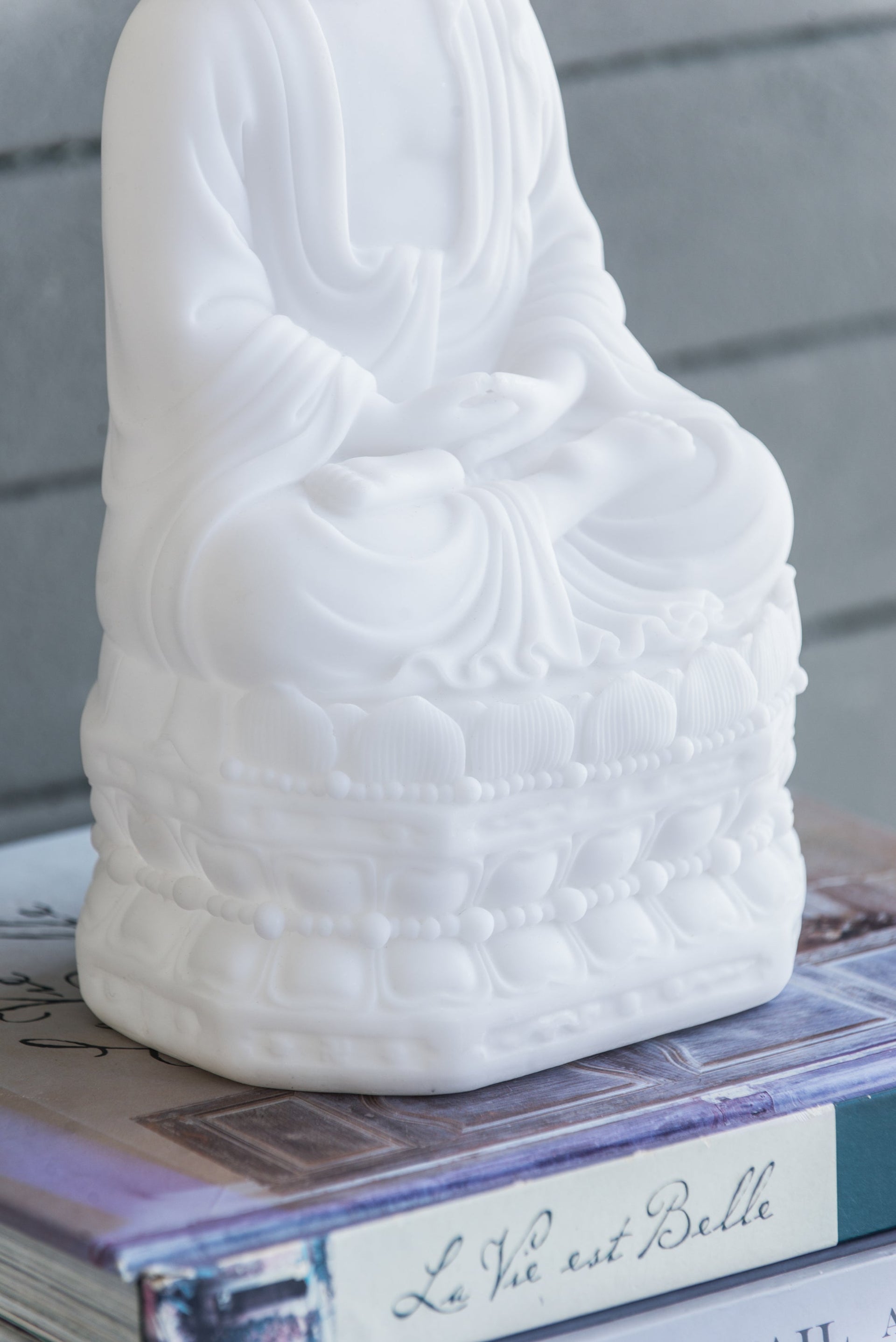 5.5x4.7x11.8' White Sitting Buddha Figure