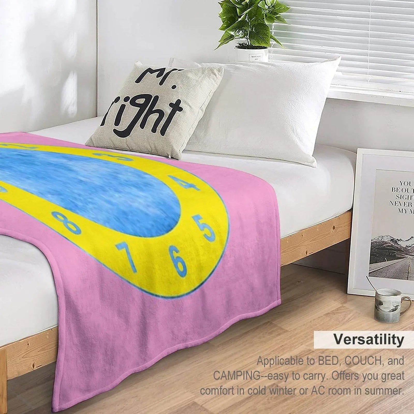 Clock Rug (The Big Comfy Couch) Throw Blanket