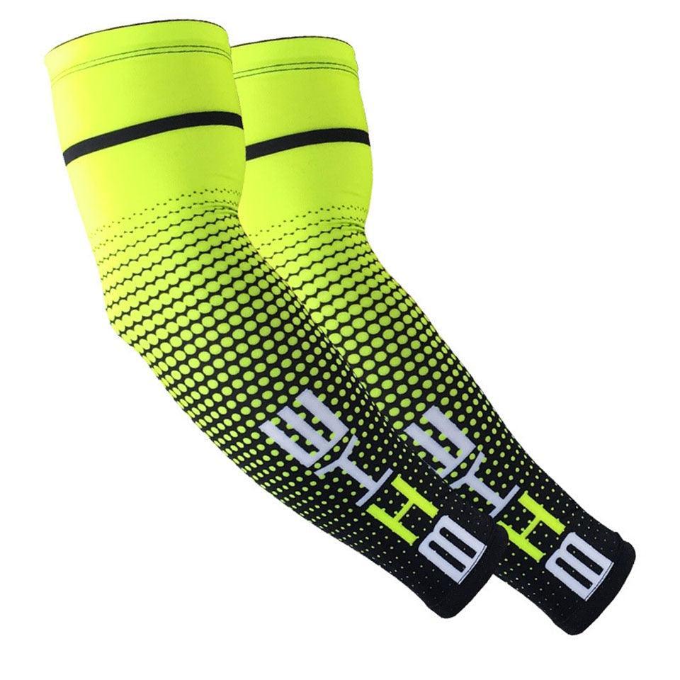 1Pair Cool Men Cycling Running UV Sun Protection Arm Cover Protective Arm Sleeve Bike Sport Arm Warmers Arm Sleeves Hand Sleeves For Biking Cycling Golf Outdoor Sports Outdoor Arm Sleeves Arm Cover For Men