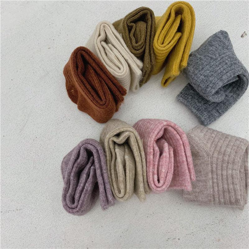 1Pair Ladies Pile Socks for Autumn Winter Pure Cotton Socks Solid Color Keep Warm Women Socks Mid Tube Socks Thickening Cashmere Socks For Men And Women
