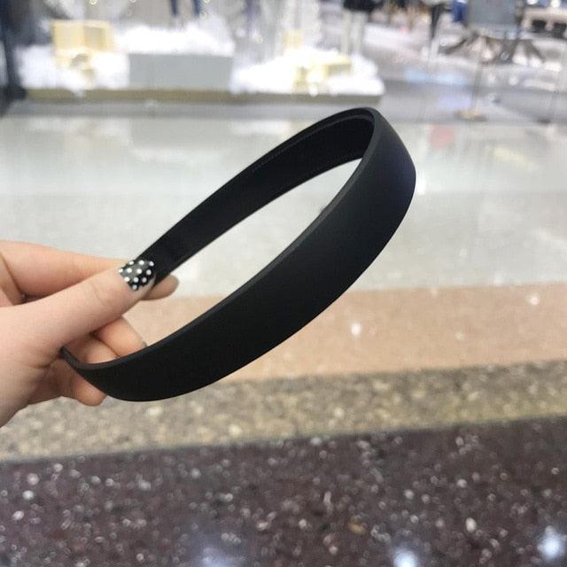 1PC Plastic Fashion Frosted Wide Headband Hair Band Headwear Bezel Hair Accessories For Woman Satin Covered Resin Hairbands Gorgeous Hair Accessories For Women
