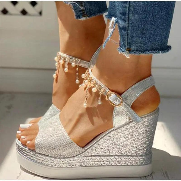 2021 New Women Summer Sandals Studded Detail Luxury Shine Design Casual Womens Shoes