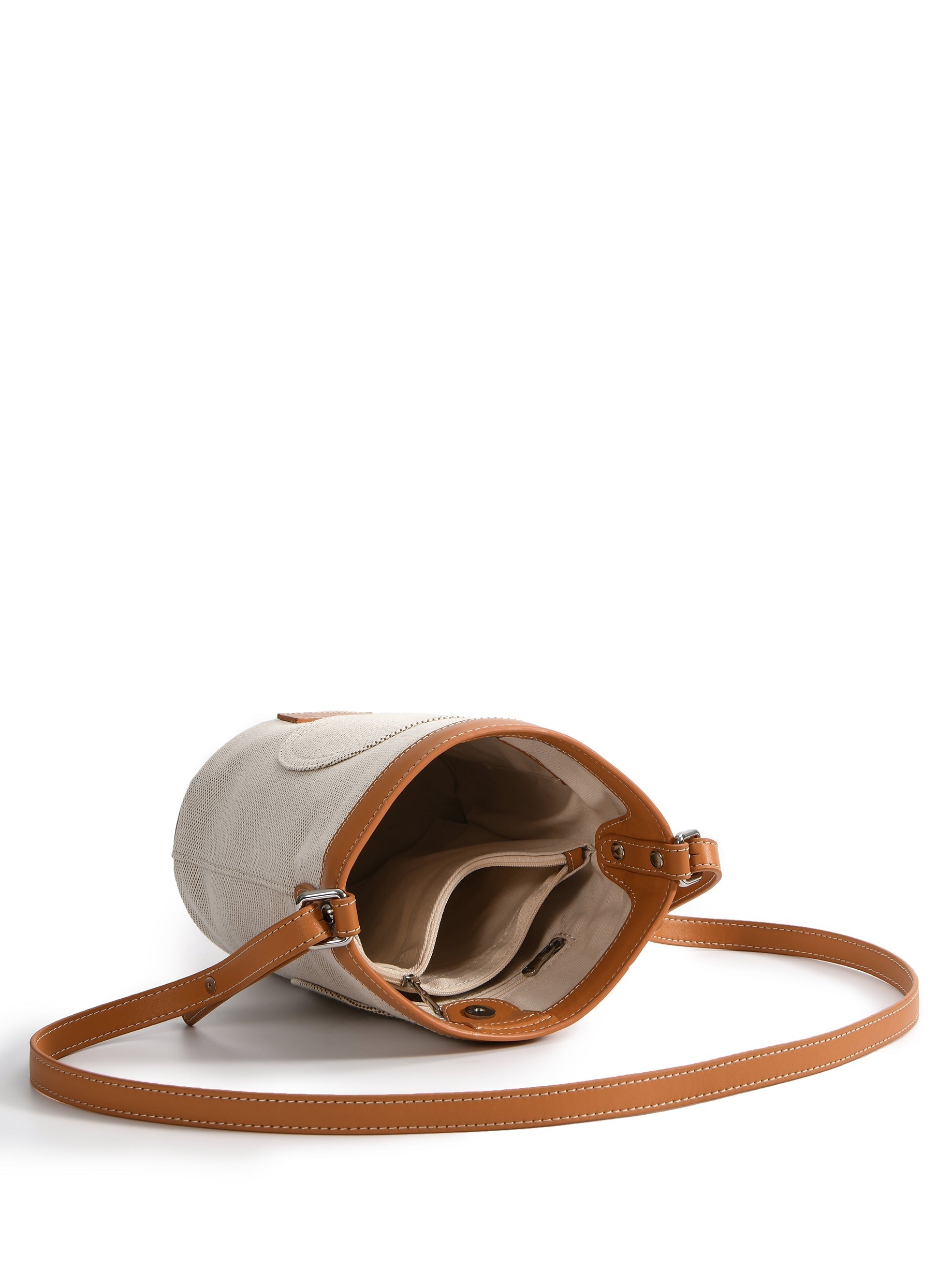 Dorothy Bucket Shoulder Handbag