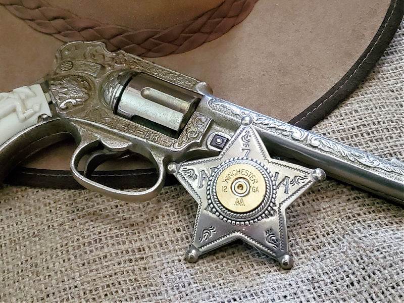Sheriff Badge Pin - 12 Gauge Antique Silver Star Pin