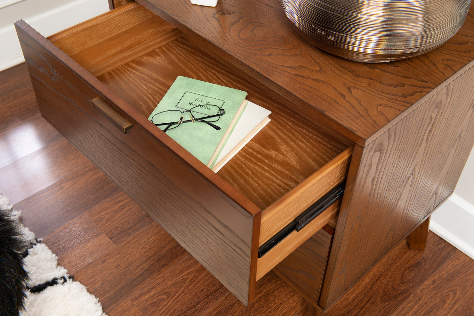 HUDSON MEDIUM BROWN 2 DRAWER NIGHTSTAND