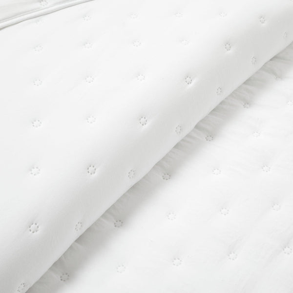 Reyna Ruffle Reversible Oversized 3 Piece Quilt Set