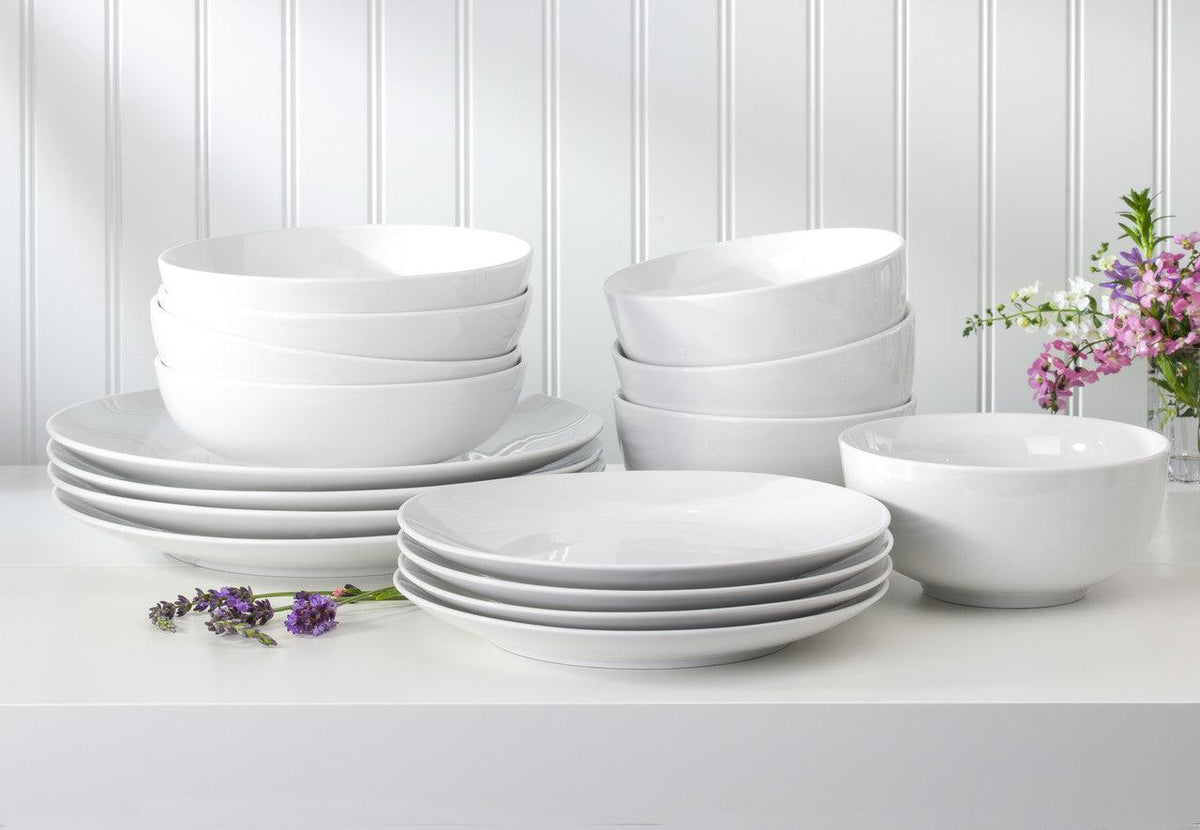 White Essential Coupe Porcelain Cereal Bowl