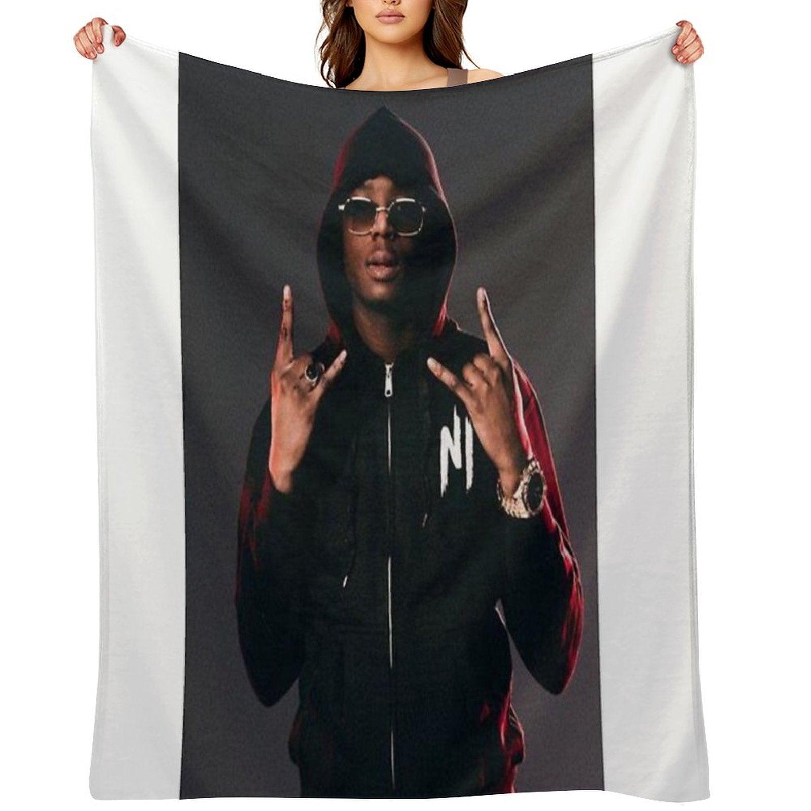Ninho Throw Blanket