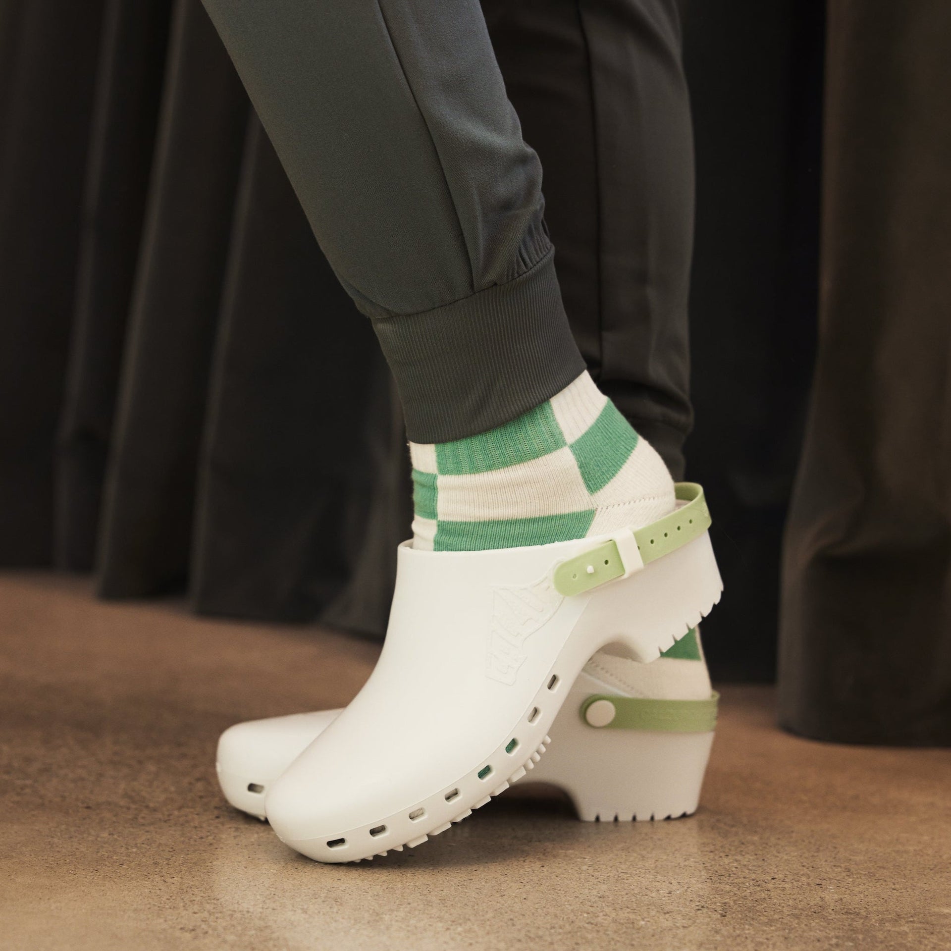 Calzuro Classic Without Holes White