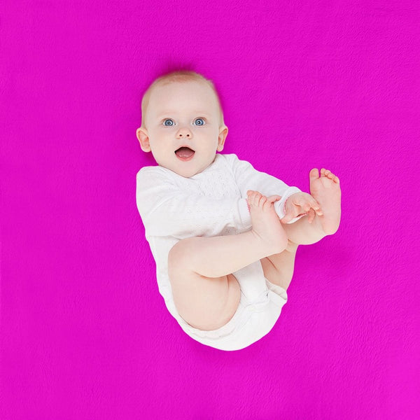 Fluorescent Neon Hot Pink Machine-washable Throw Blanket