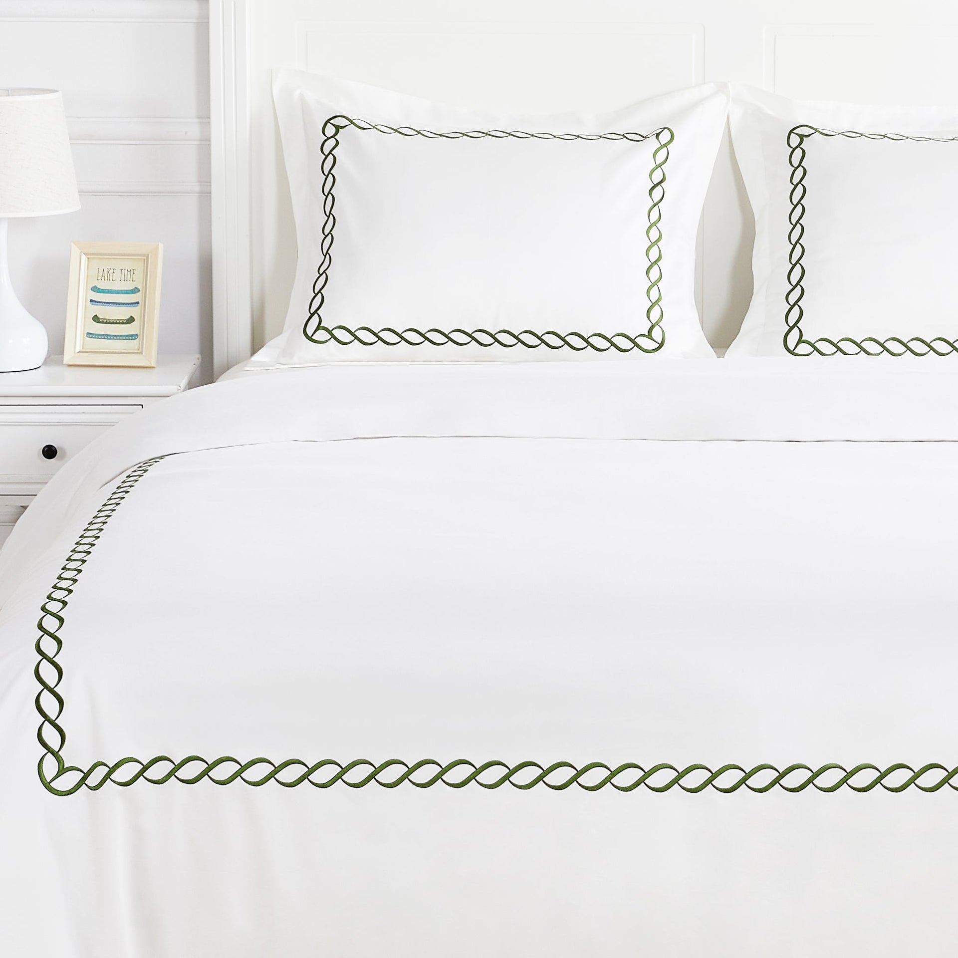 600 Thread Count Rope Embroidered Duvet Set