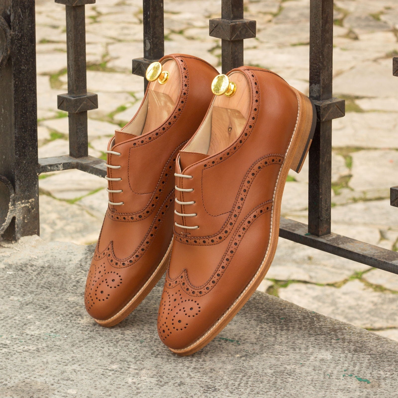 Coreira - Brown leather brogue oxford shoes