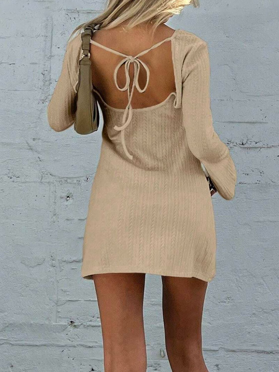 Elegant Backless Dress Round Neck Long Sleeve Mini Dress Stylish Party Girls Dress